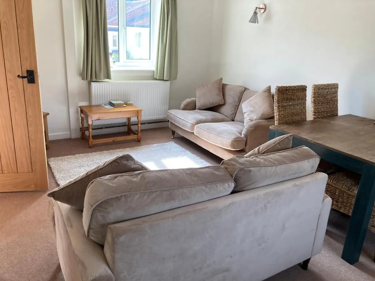 Martinmas Cottage 弗兰伯勒 0*,  英国